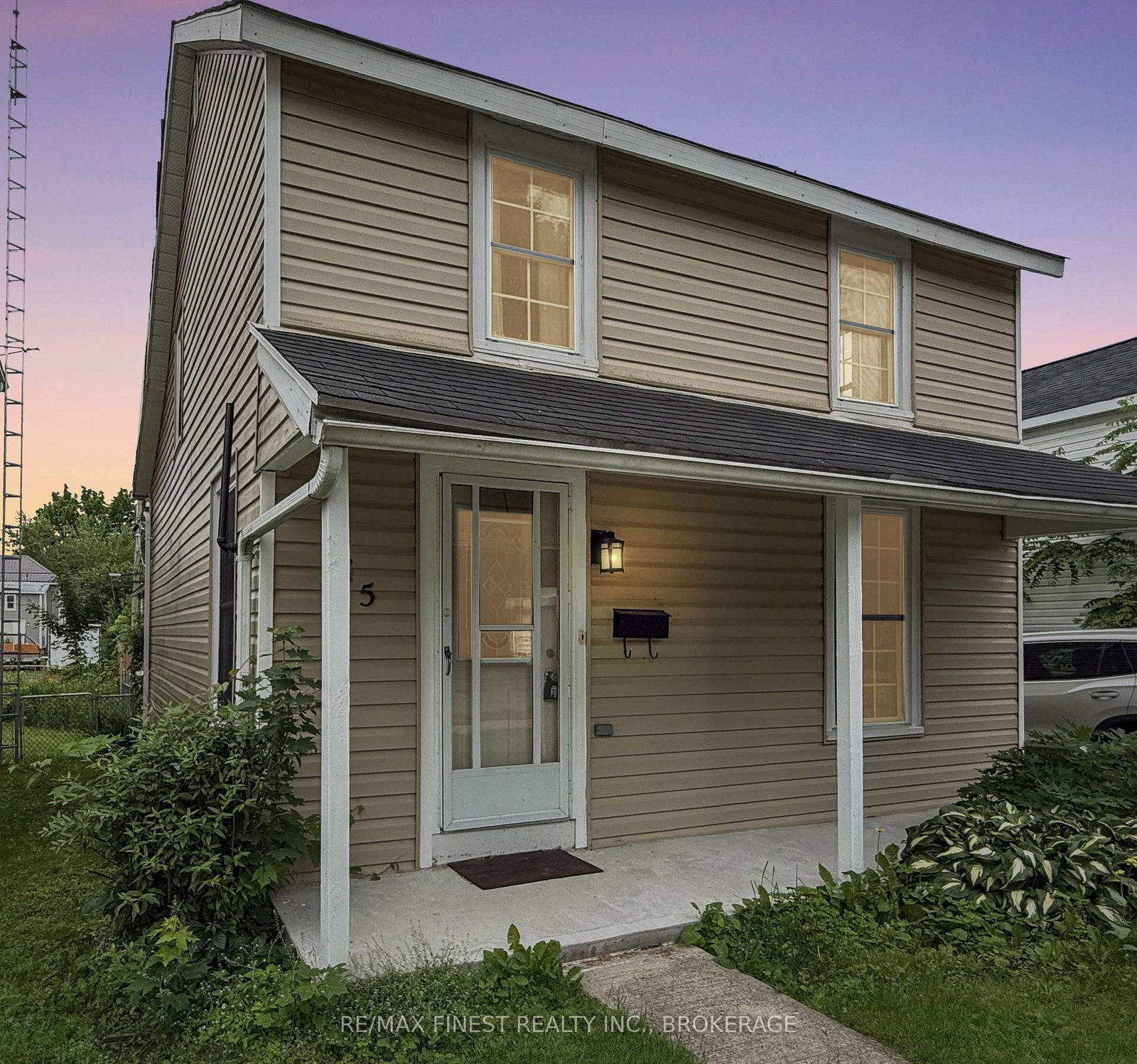 215-brock-street-gananoque-ontario-x13618254