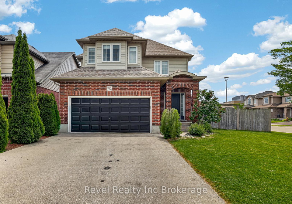 762-frontenac-crescent-woodstock-ontario-x13618444