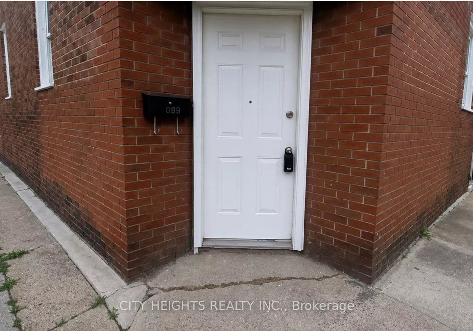 1102-langlois-avenue-windsor-ontario-x13618718