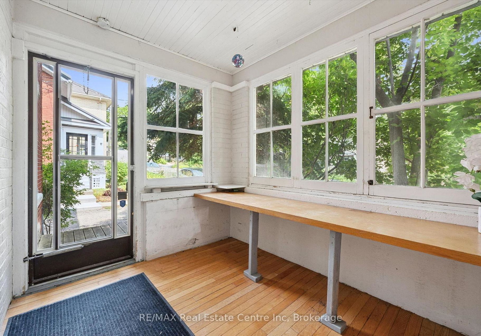 6-pearl-street-guelph-ontario-x13618806