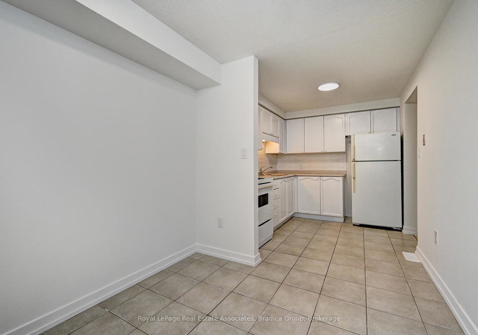 16-hartley-court-cambridge-ontario-x13618860