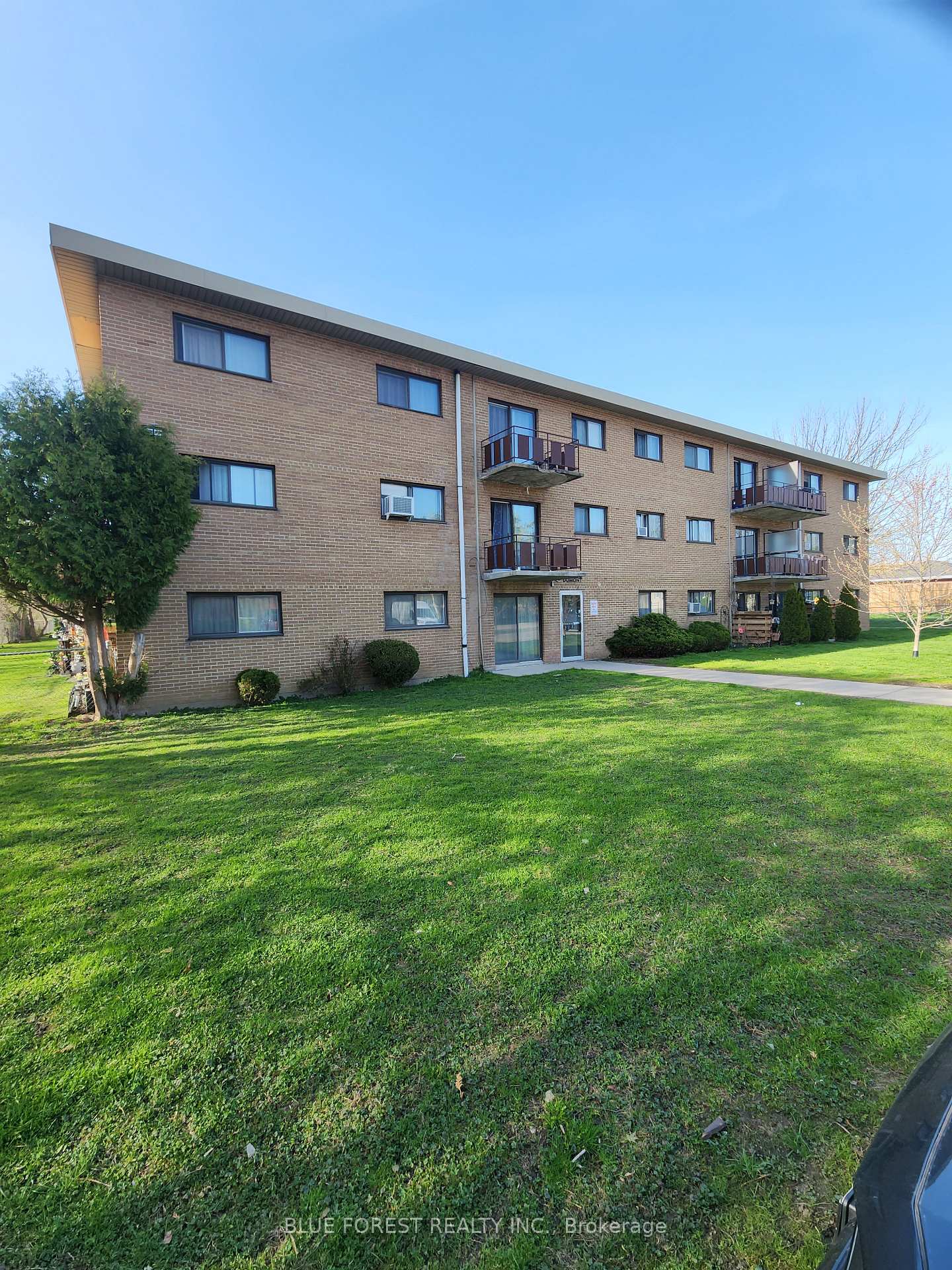 1830-dumont-street-london-east-ontario-x13619000