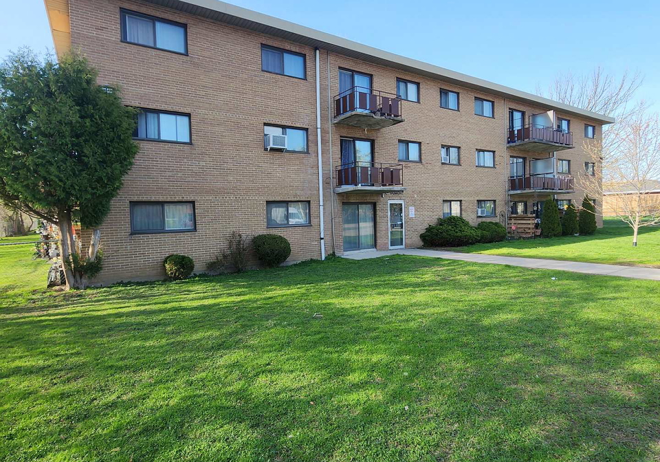 1830-dumont-street-london-east-ontario-x13619000