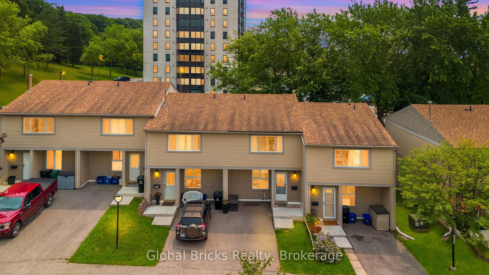 15-green-valley-drive-kitchener-ontario-x13619052