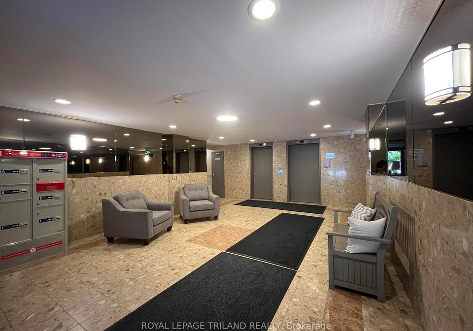 333-commissioners-road-w-london-south-ontario-x13619110