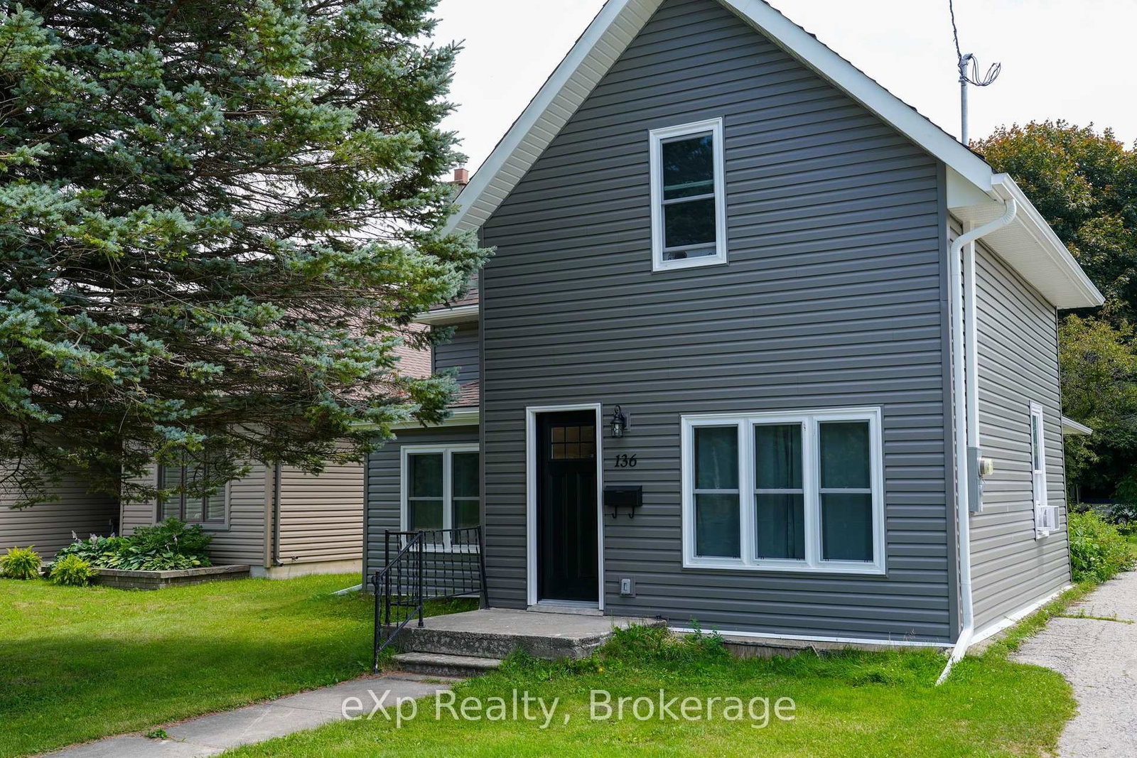 136-breadalbane-street-s-saugeen-shores-ontario-x13619882