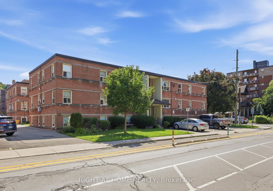 223-macnab-street-s-hamilton-ontario-x13619900