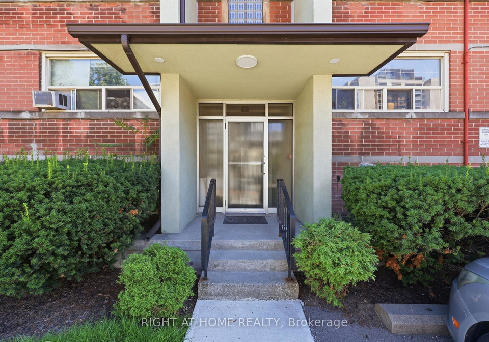 223-macnab-street-s-hamilton-ontario-x13619900