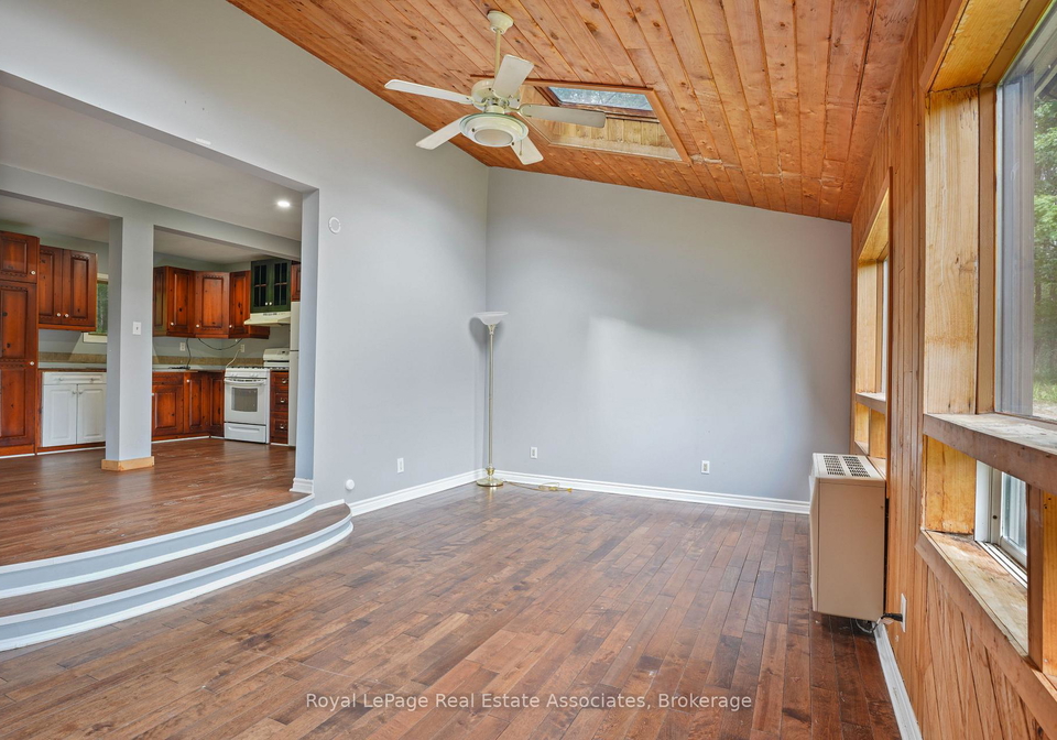 5301-620-highway-wollaston-ontario-x13620186