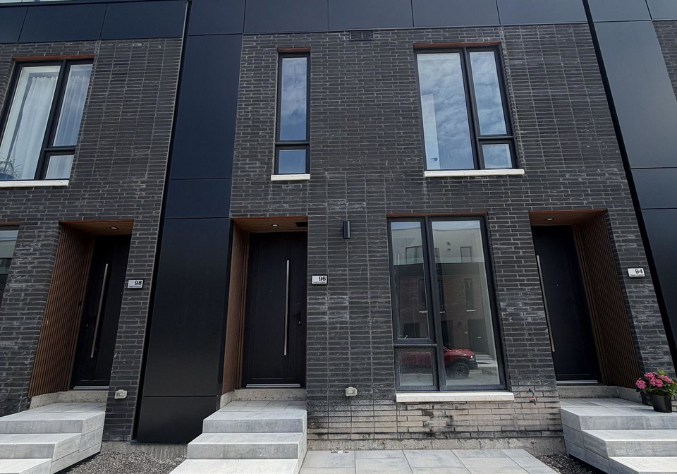 96-everett-common-st-catharines-ontario-x13620206