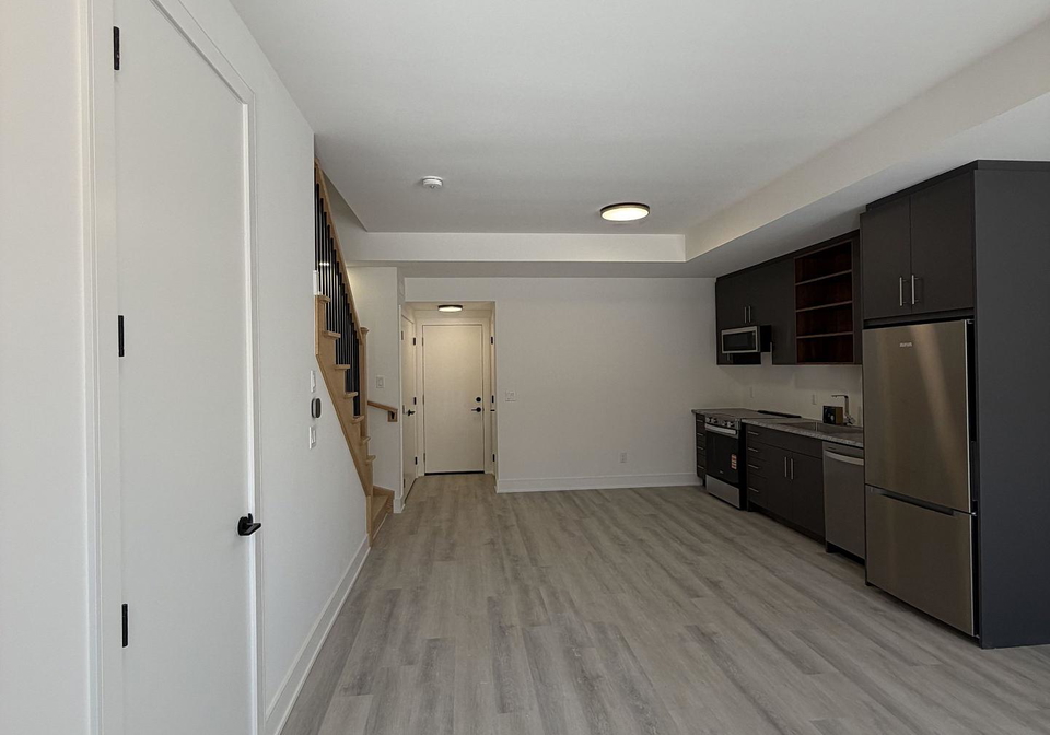 96-everett-common-st-catharines-ontario-x13620206
