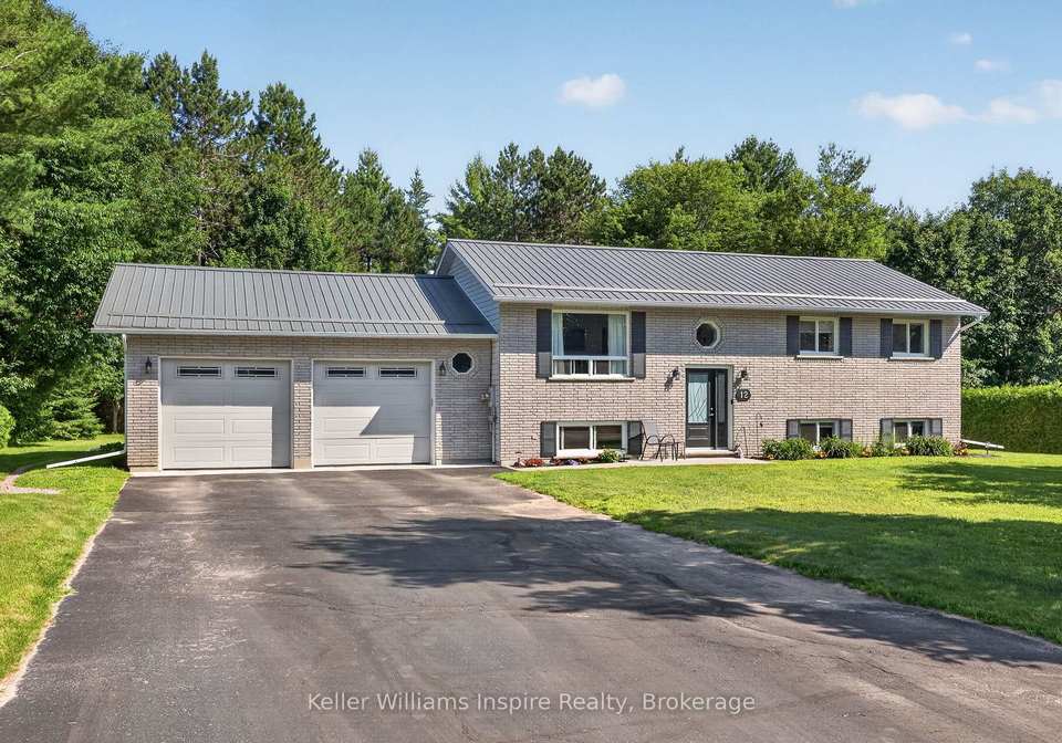12-jamie-crescent-petawawa-ontario-x13620394