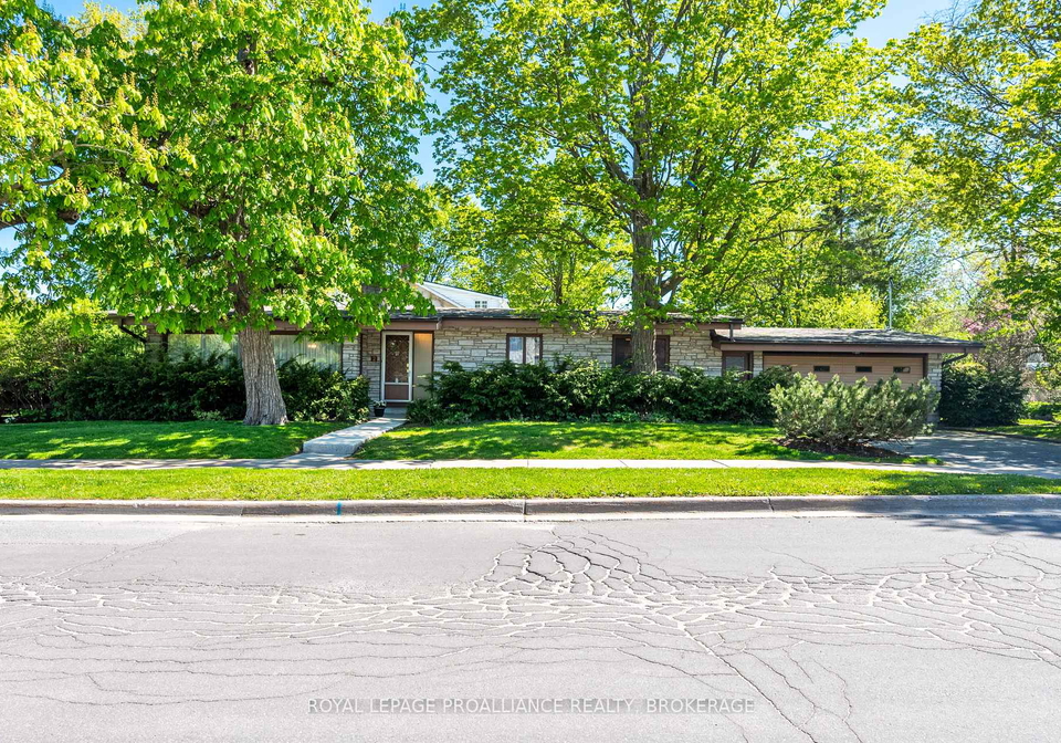 2-churchill-street-kingston-ontario-x13620504