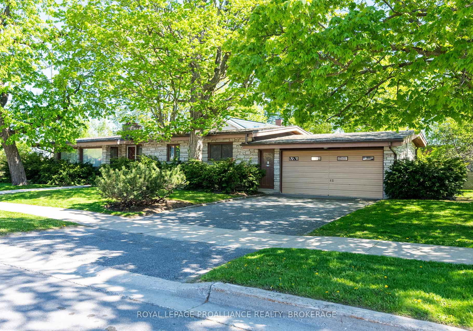 2-churchill-street-kingston-ontario-x13620504