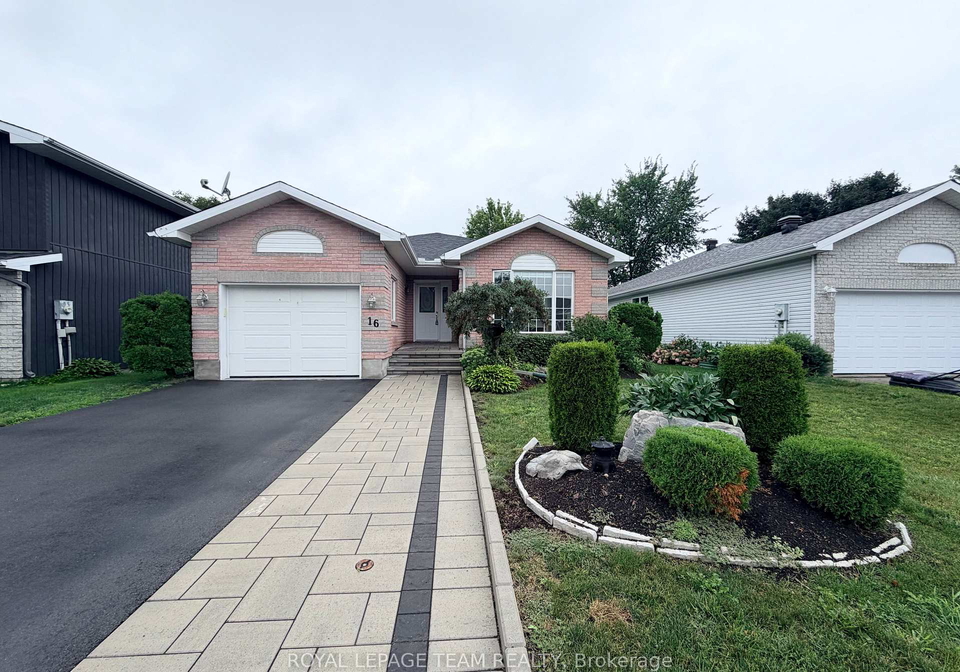 16-fairview-crescent-arnprior-ontario-x13620550