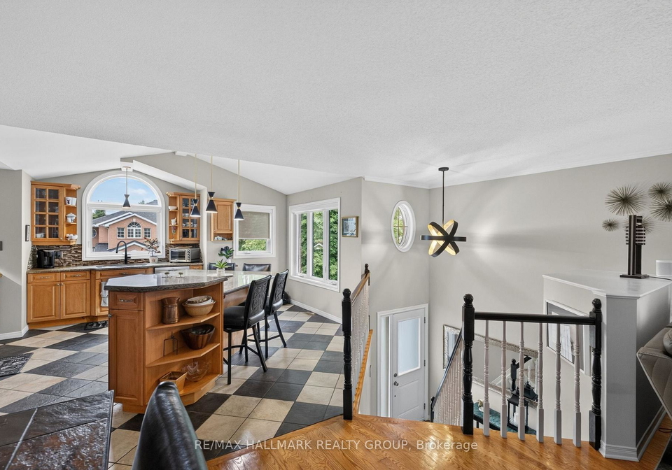 139-castle-glen-crescent-kanata-ontario-x13620586