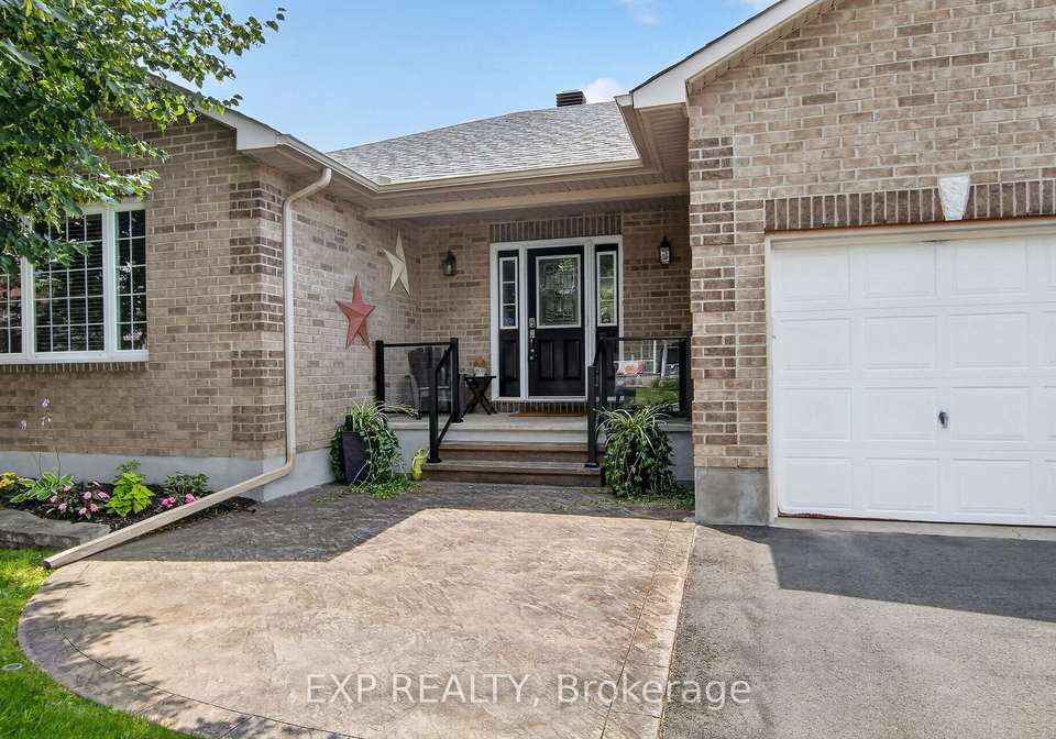 395-jamieson-street-mississippi-mills-ontario-x13620832