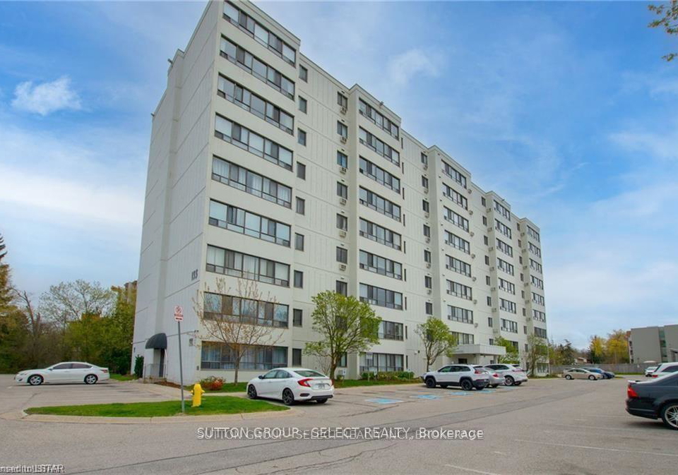 135-baseline-road-london-south-ontario-x13620834