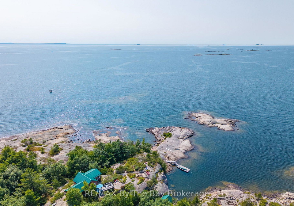 28640-georgian-bay-shore-georgian-bay-ontario-x13620952