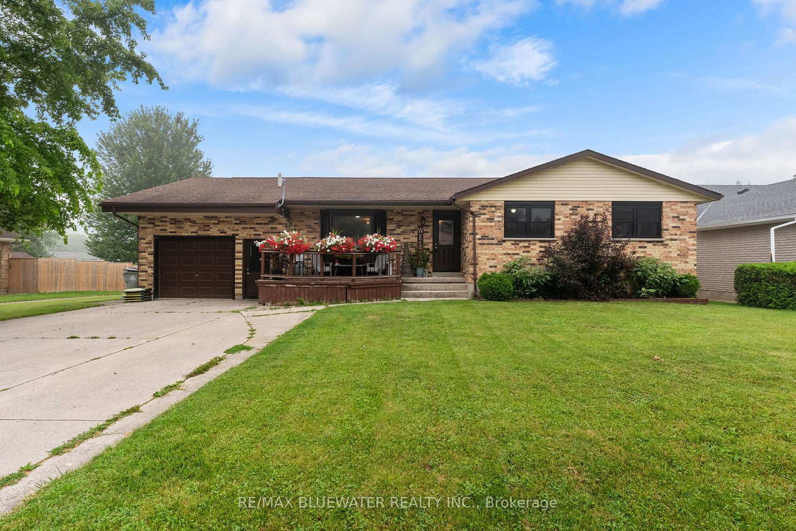 210-hill-street-central-huron-ontario-x13621026
