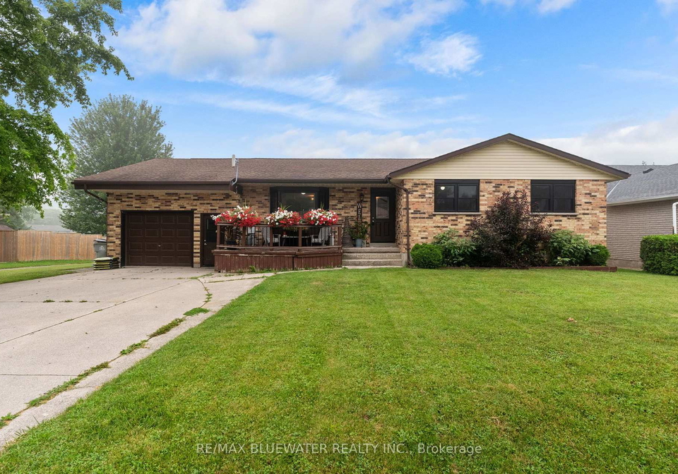 210-hill-street-central-huron-ontario-x13621026
