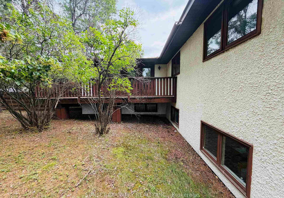 239-memorial-avenue-dryden-ontario-x13621248