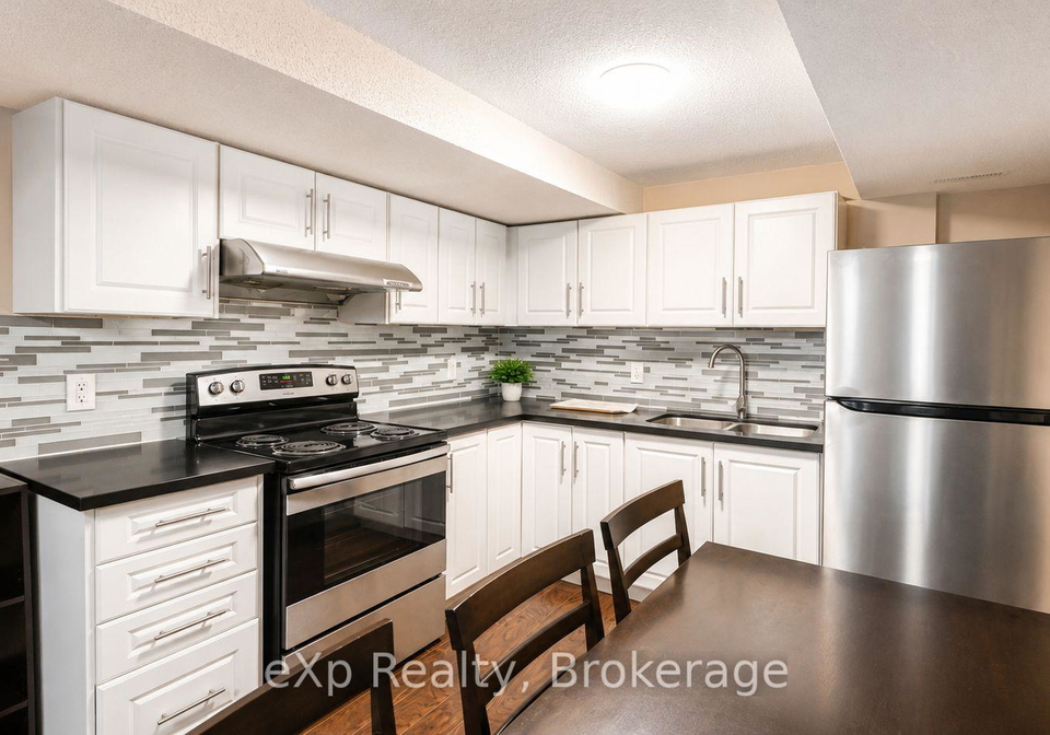 2-foxwood-crescent-guelph-ontario-x13621400