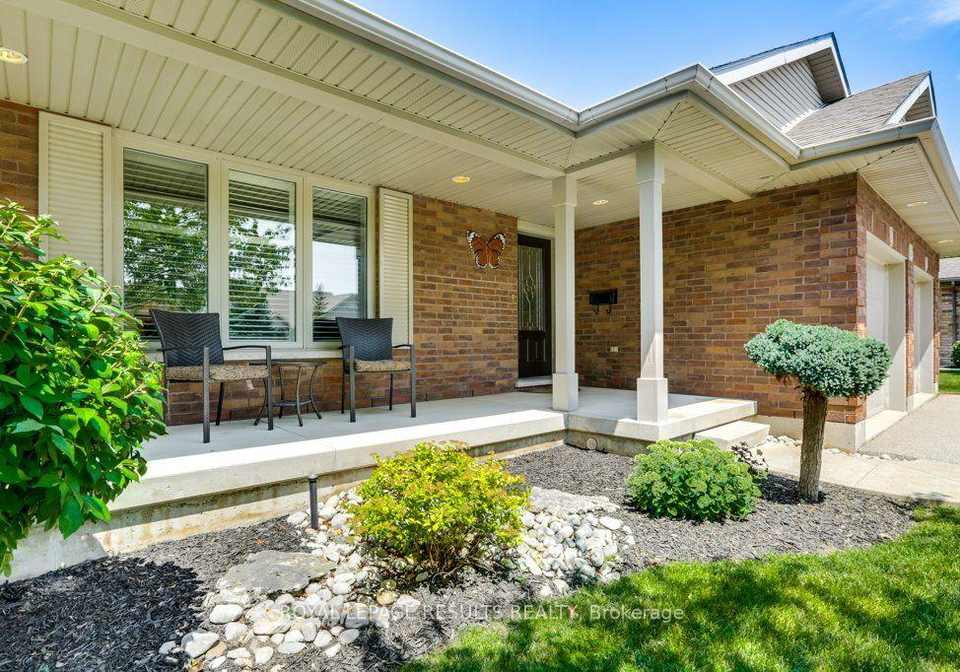 126-glendale-drive-tillsonburg-ontario-x13621456