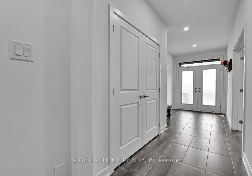 32-edenbridge-court-ottawa-ontario-x13621518