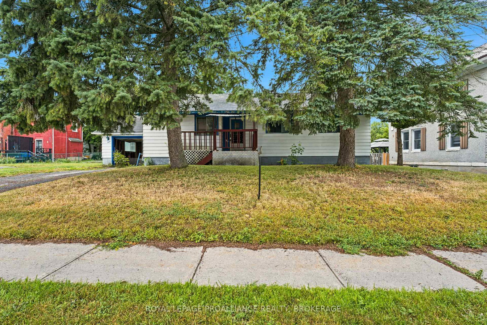 30-elm-street-gananoque-ontario-x13621546