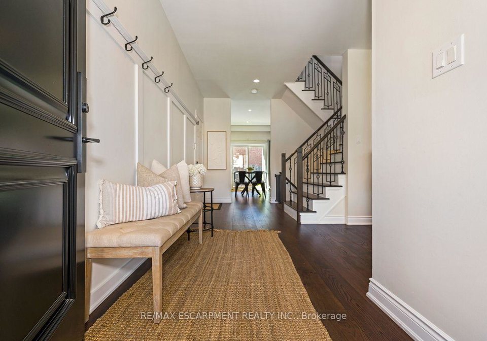 33-dewsbury-way-hamilton-ontario-x13621638