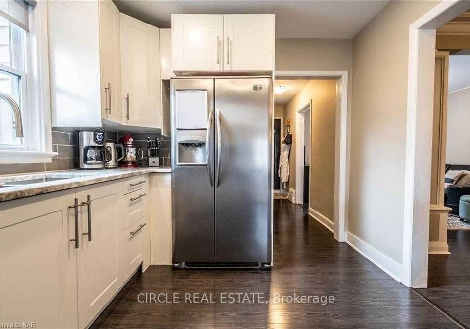 4-chelsea-street-st-catharines-ontario-x13621652