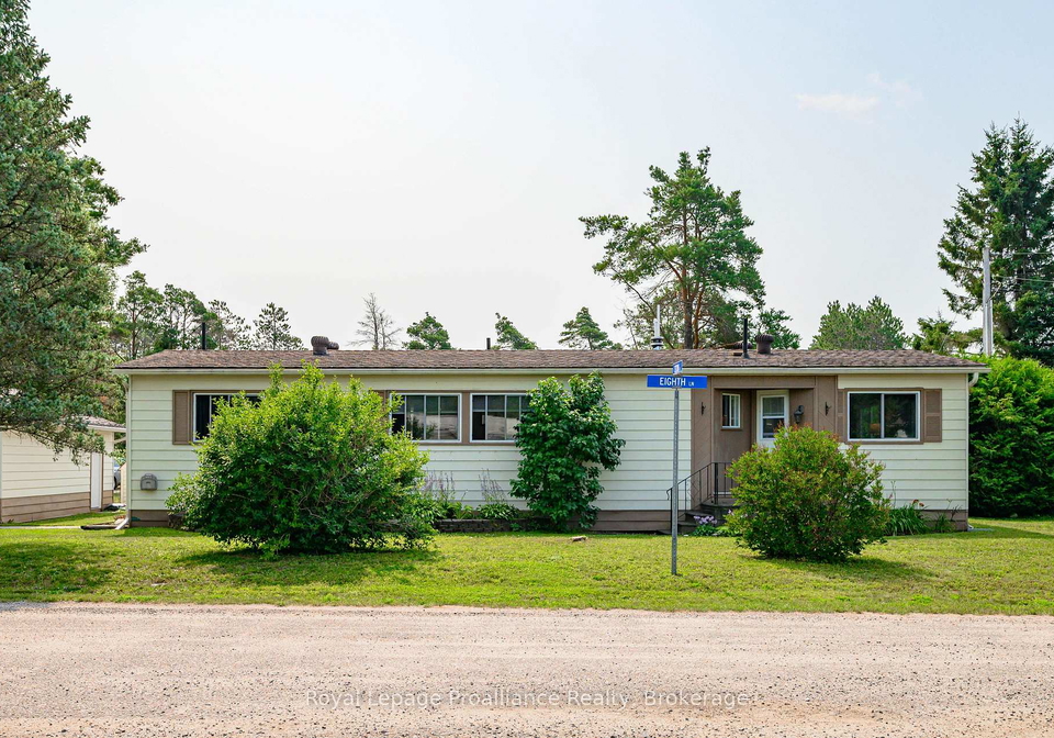 1064-eighth-lane-minden-hills-ontario-x13621774
