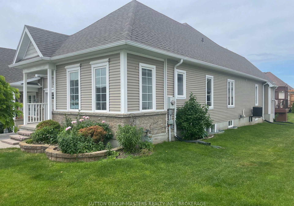 133-britannia-crescent-loyalist-ontario-x13621830