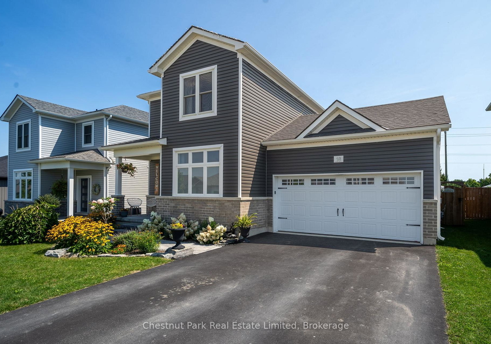 18-curtis-street-prince-edward-county-ontario-x13621864