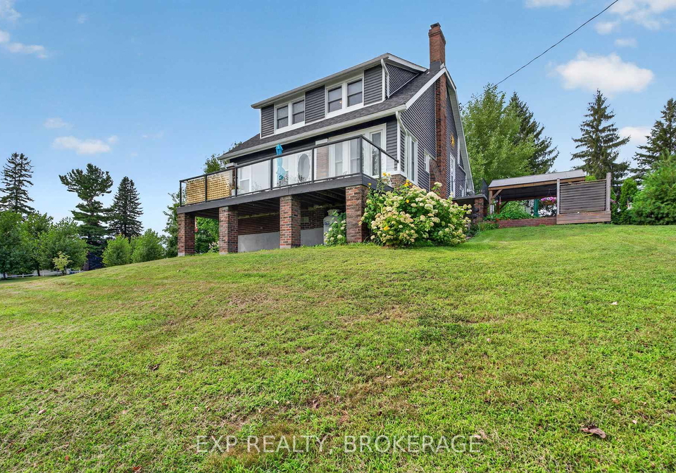 4682-county-2-road-front-of-leeds-seeleys-bay-ontario-x13622044