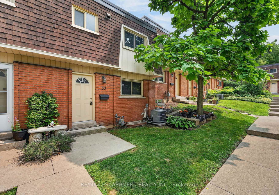 125-bonaventure-drive-hamilton-ontario-x13622196