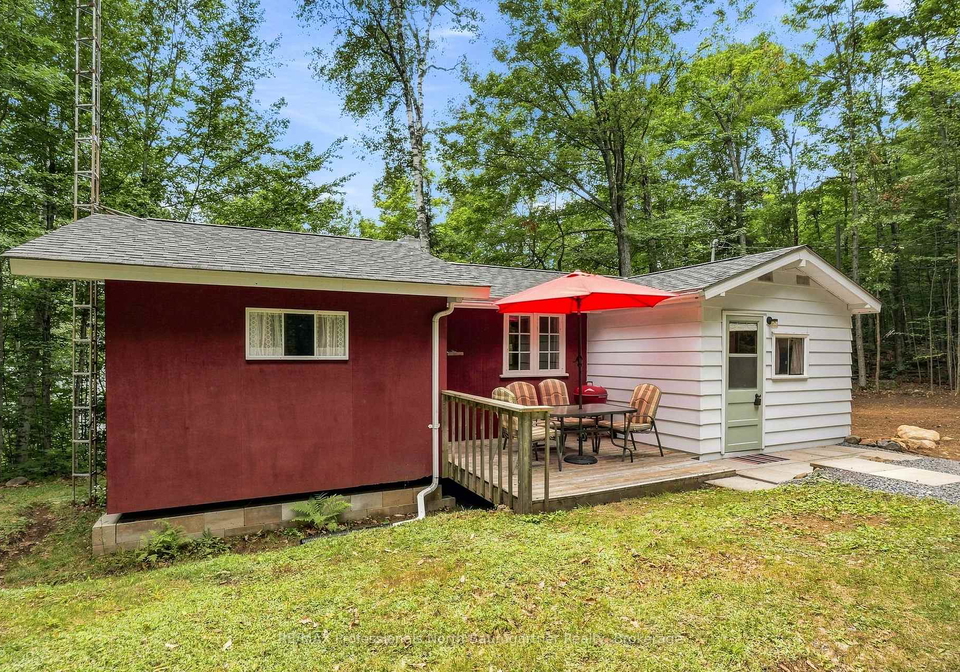 1075-nanook-lane-highlands-east-ontario-x13622254