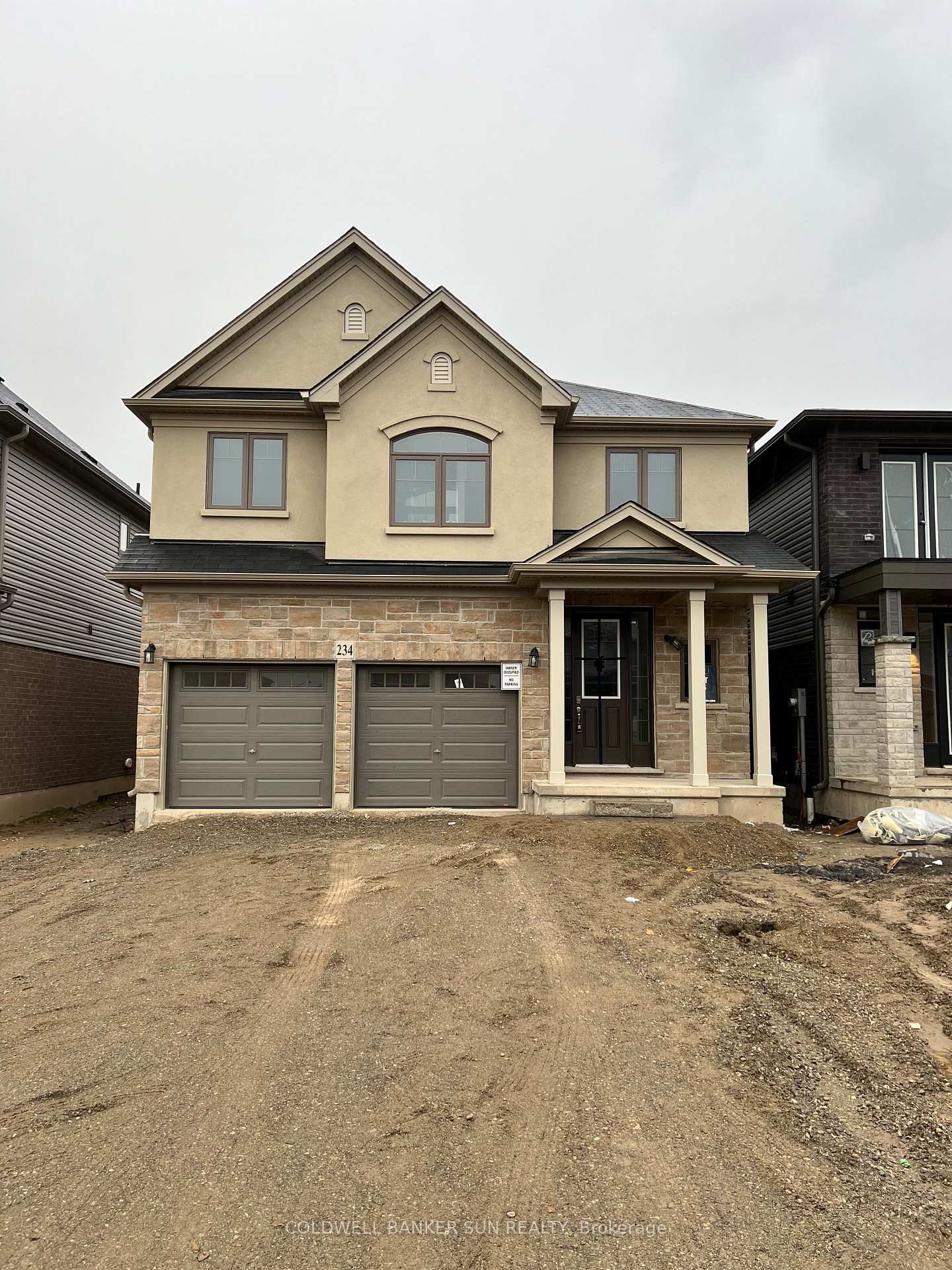 234-longboat-run-w-brantford-ontario-x13622302
