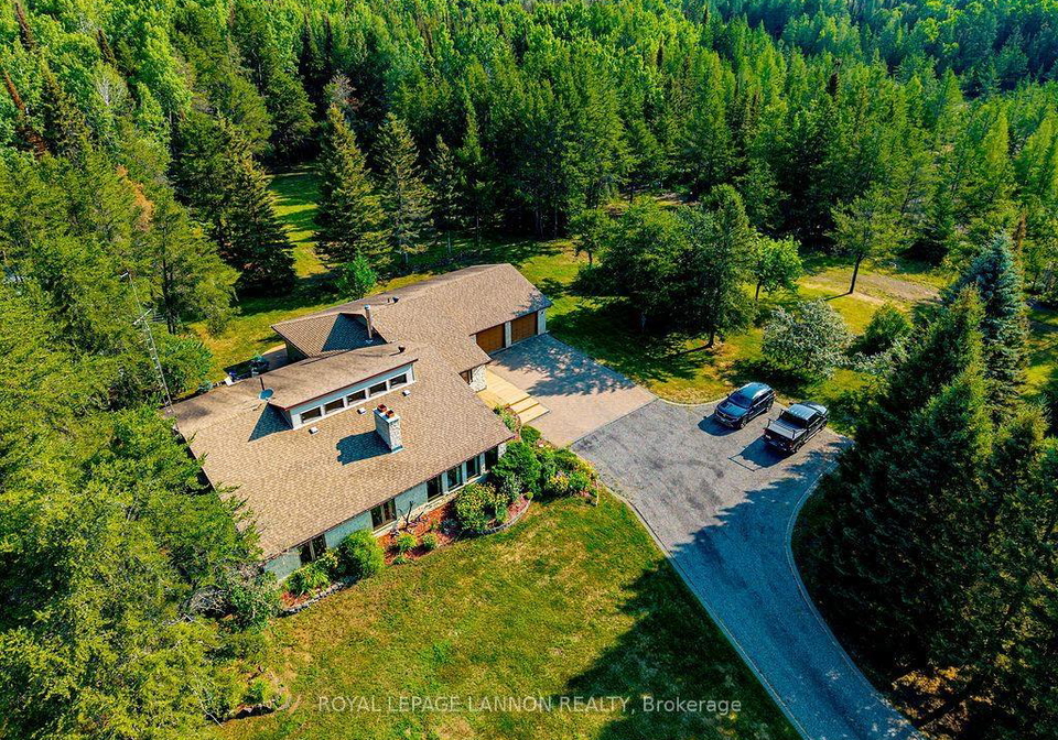 4600-mapleward-rd-thunder-bay-ontario-x13622304