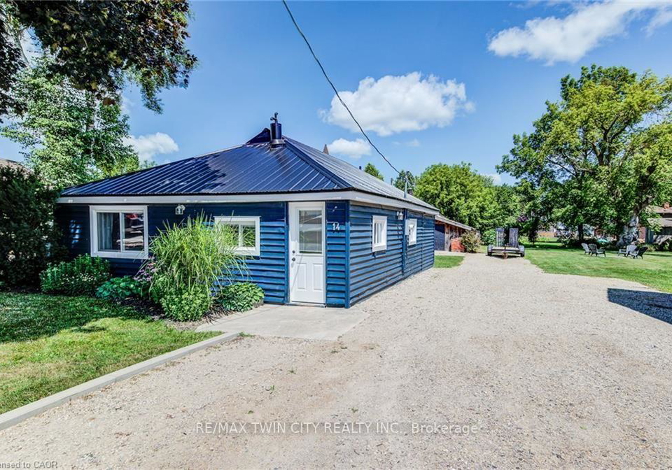 14-maddison-street-e-west-perth-ontario-x13622310