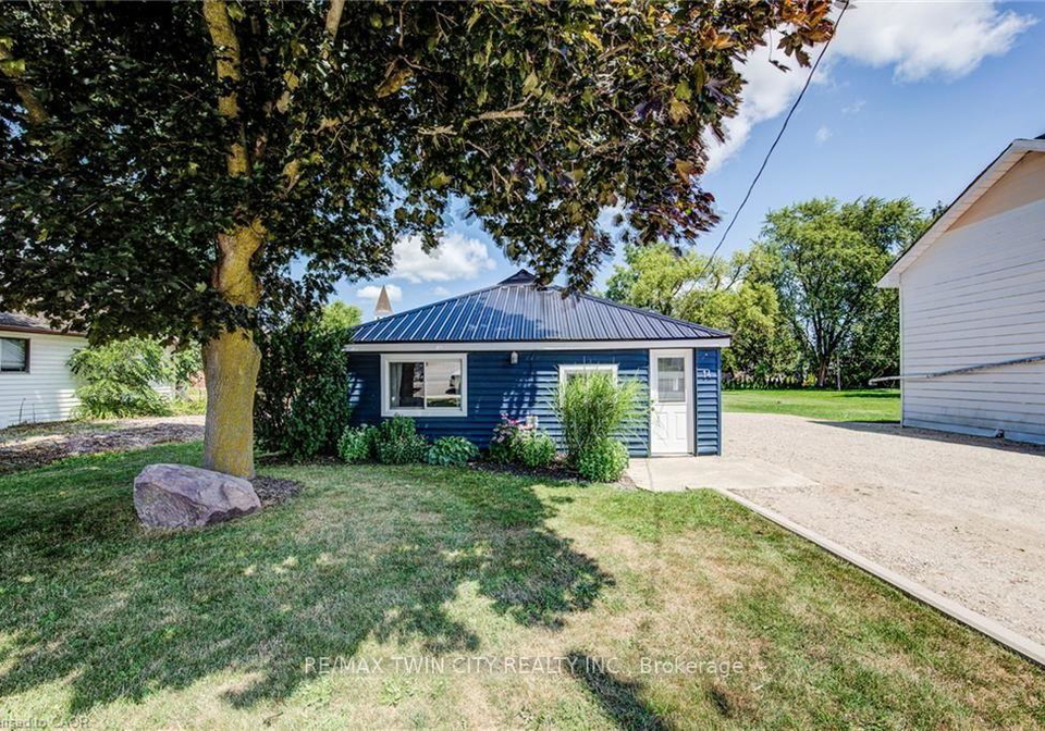 14-maddison-street-e-west-perth-ontario-x13622310