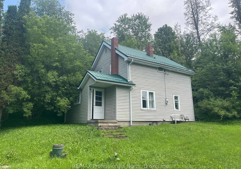 1038-gooderham-street-highlands-east-ontario-x13622312