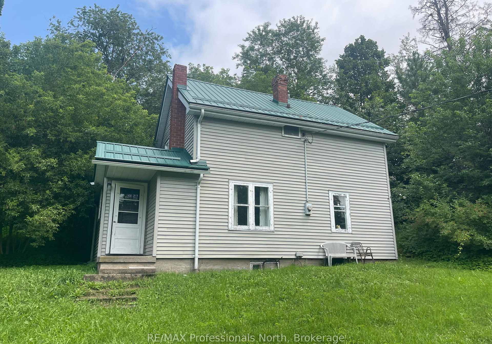 1038-gooderham-street-highlands-east-ontario-x13622312