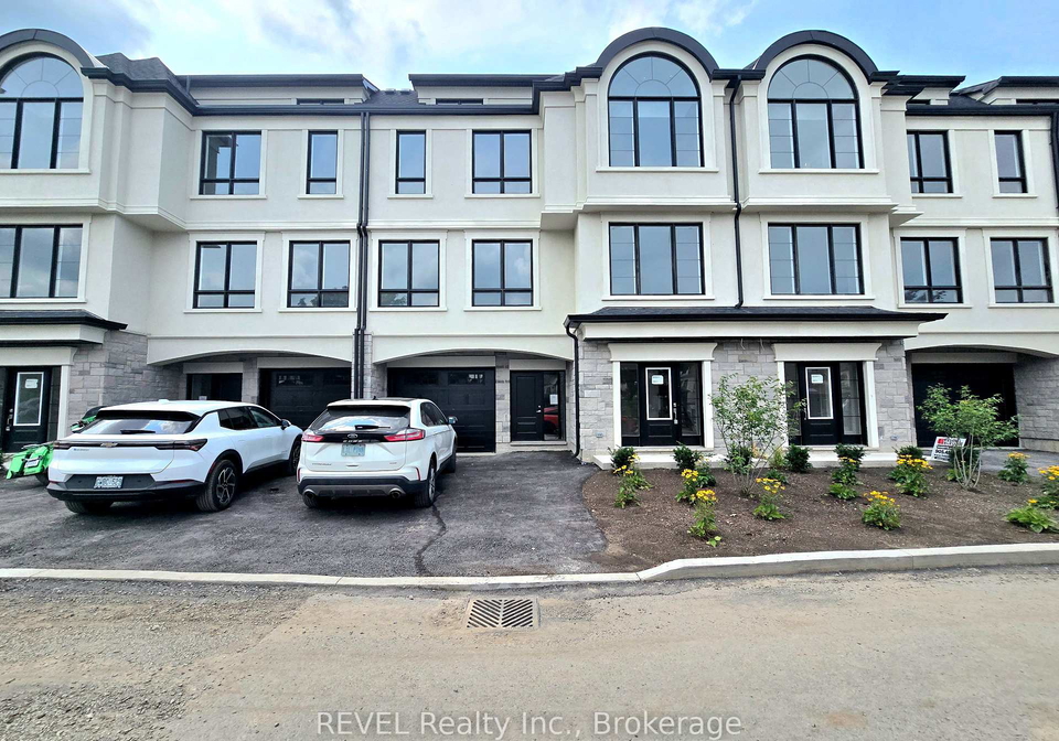 15-lake-street-grimsby-ontario-x13622334