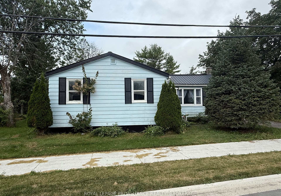 10-potter-drive-loyalist-ontario-x13622354