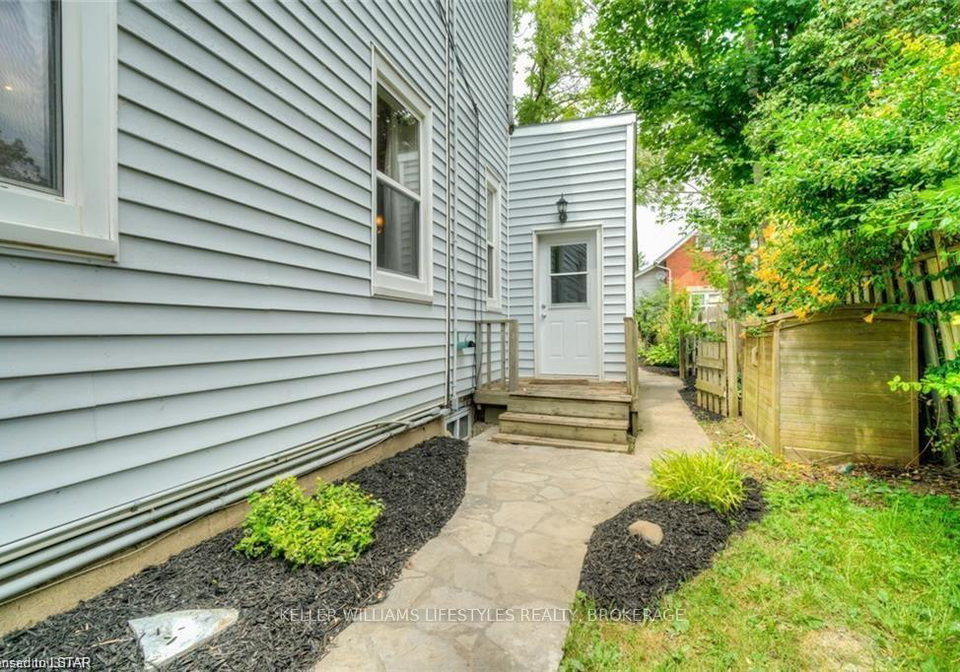 492-emery-street-e-london-south-ontario-x13622378