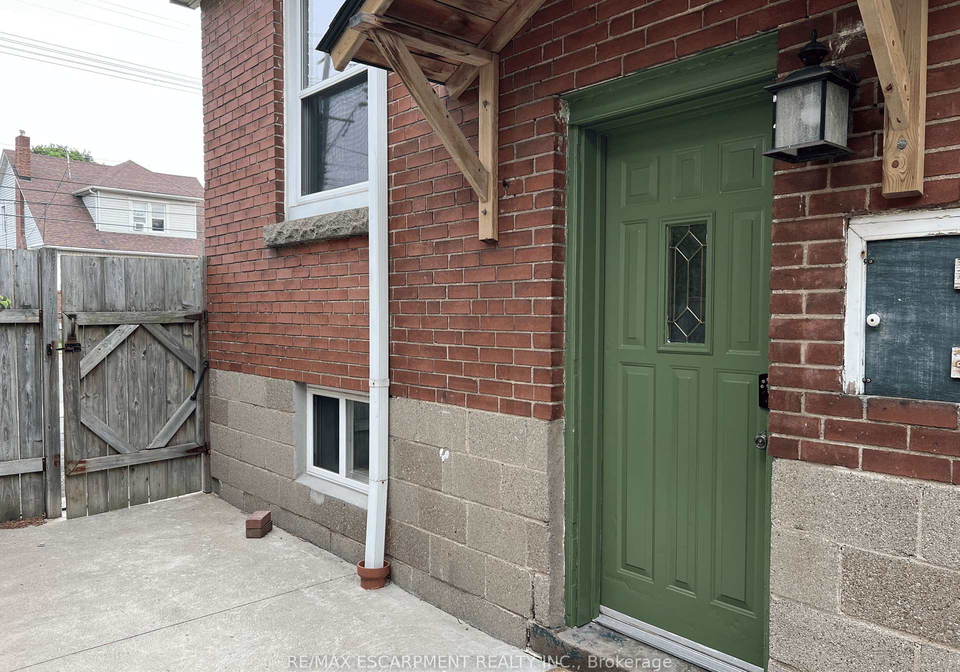 4-sunning-hill-avenue-hamilton-ontario-x13622614