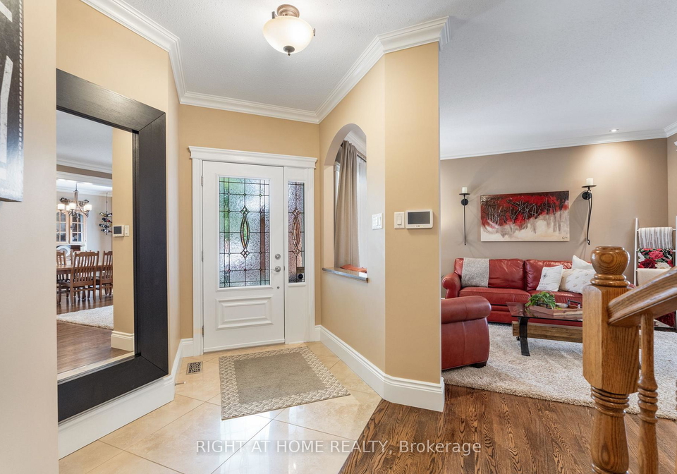 103-borealis-crescent-ottawa-ontario-x13622630