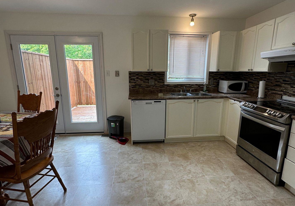 70-chapman-court-london-north-ontario-x13622706
